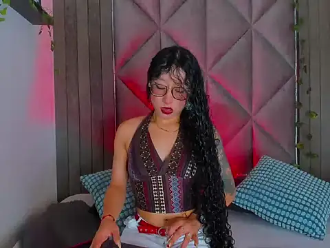 BriaConner  online show from June 2026 02:49:01 AM
