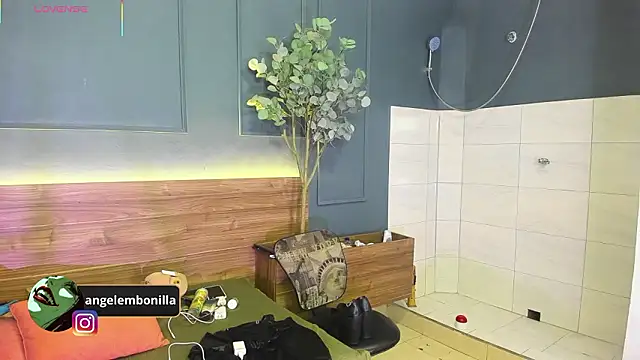 megan morgan01 online show from March 2026 11:15:01 AM