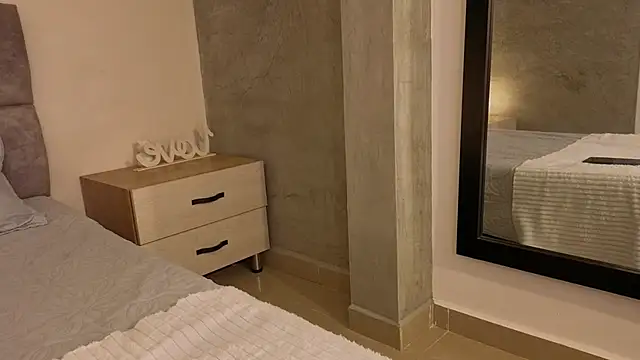 Emma gatess online show from March 2026 12:34:02 PM