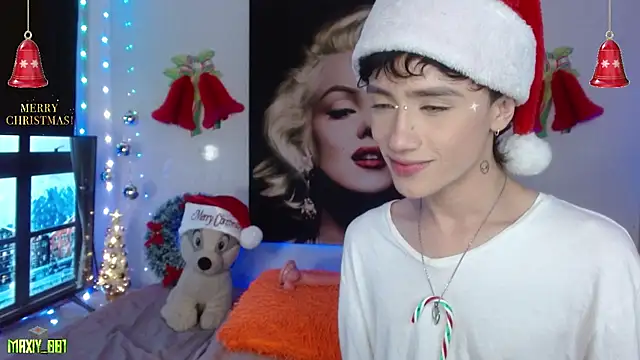 maxiy 001 online show from December 2025 05:39:02 AM