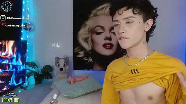 maxiy 001 online show from February 2026 03:12:02 AM