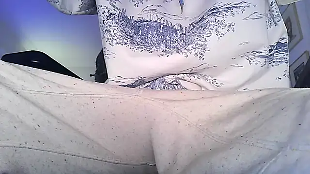 Snapshot of Bigone_uncut chatting on March 2026 07:32:02 PM Bigone uncut online show from March 2026 07:32:02 PM