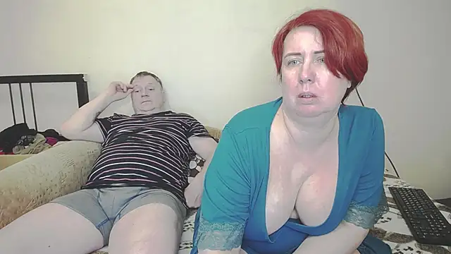 Daddy Basllio and wife online show from December 2024 07:10:01 PM