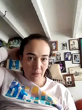 skayhot  online show from January 2025 01:58:01 PM