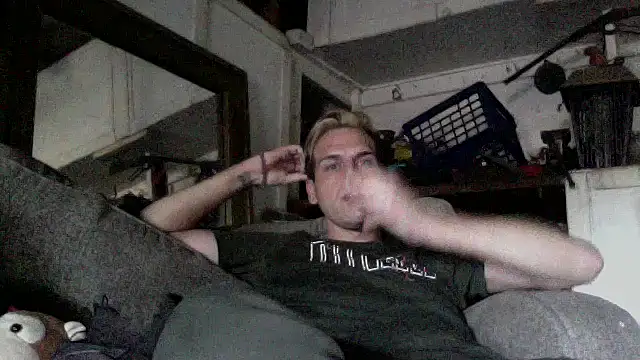 Dreagon79 online show from May 2026 05:19:01 PM