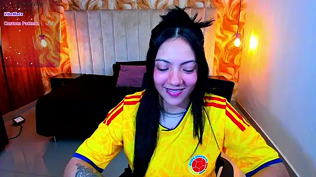 Snapshot of miichael_black chatting on June 2026 03:22:01 PM miichael black online show from June 2026 03:22:01 PM