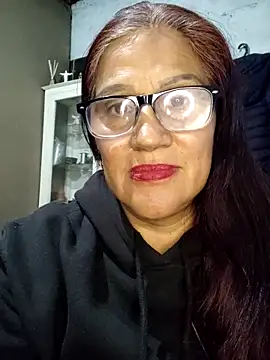 Edged Hot69 online show from November 2025 02:32:01 AM