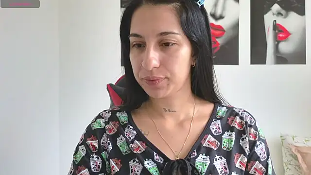 tammyandrade  online show from April 2026 01:40:01 PM