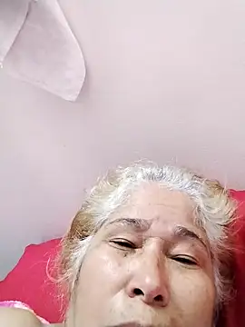 girl amada online show from March 2026 04:03:01 PM