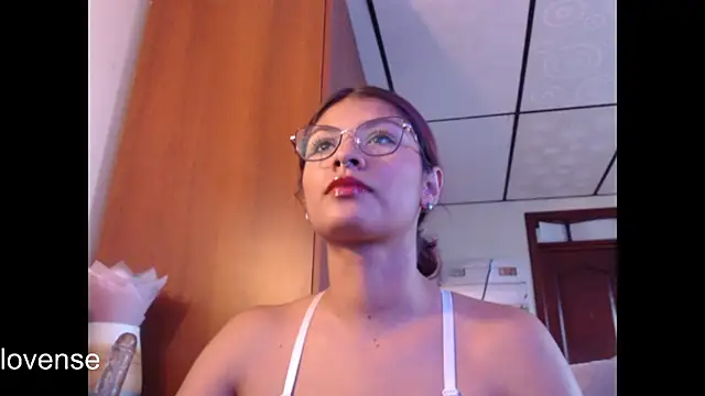 hanna beili online show from July 2026 05:41:01 PM