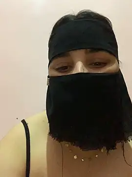 Snapshot of Miss-Soka chatting on December 2024 06:35:01 PM Miss-Soka online show from December 2024 06:35:01 PM