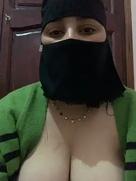 Snapshot of Miss-Soka chatting on December 2024 06:03:02 AM Miss-Soka online show from December 2024 06:03:02 AM