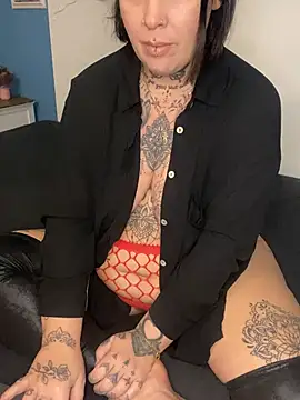 Snapshot of blondy40 chatting on January 2026 05:15:01 PM blondy40 online show from January 2026 05:15:01 PM