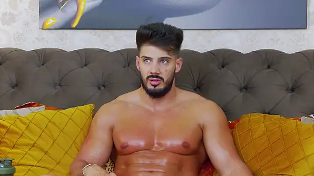 Snapshot of DustinKeent chatting on February 2025 04:10:01 AM DustinKeent online show from February 2025 04:10:01 AM