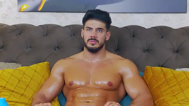 Snapshot of DustinKeent chatting on September 2025 05:35:01 PM DustinKeent online show from September 2025 05:35:01 PM