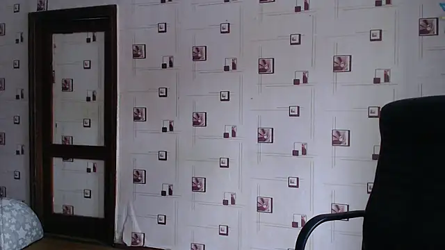 Snapshot of TasyaBigTTs chatting on December 2024 10:40:01 AM TasyaBigTTs online show from December 2024 10:40:01 AM