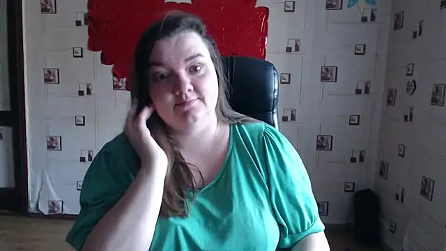 Snapshot of TasyaBigTTs chatting on March 2025 01:19:02 PM TasyaBigTTs online show from March 2025 01:19:02 PM