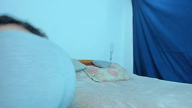 Snapshot of emiily15__ chatting on December 2024 05:15:02 PM emiily15 online show from December 2024 05:15:02 PM