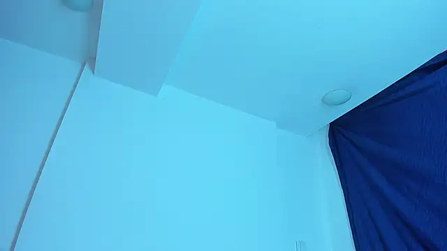 Snapshot of emiily15__ chatting on January 2025 06:43:01 PM emiily15 online show from January 2025 06:43:01 PM