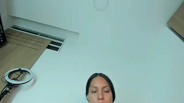 emiily15   online show from July 2026 01:44:02 AM
