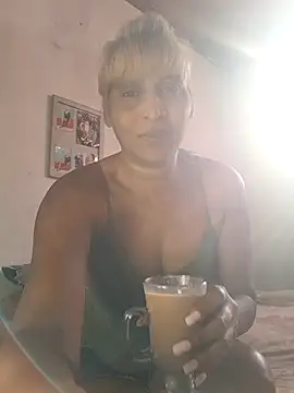 Snapshot of Goodgirlsue_77 chatting on December 2025 04:43:02 AM Goodgirlsue 77 online show from December 2025 04:43:02 AM