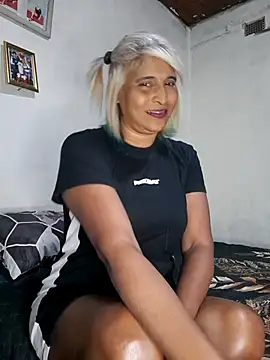 Snapshot of Goodgirlsue_77 chatting on June 2026 03:01:02 PM Goodgirlsue 77 online show from June 2026 03:01:02 PM