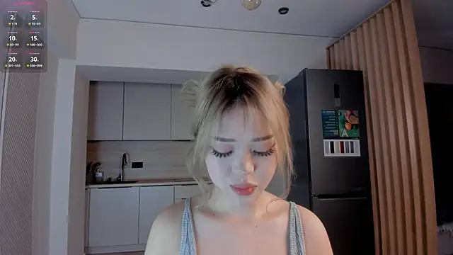 Snapshot of nacumi_mi chatting on December 2025 04:07:02 AM nacumi mi online show from December 2025 04:07:02 AM