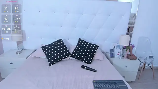 Isla Scott online show from September 2025 11:32:02 AM