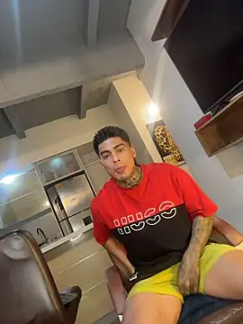 Dominiofit online show from December 2025 01:44:01 AM