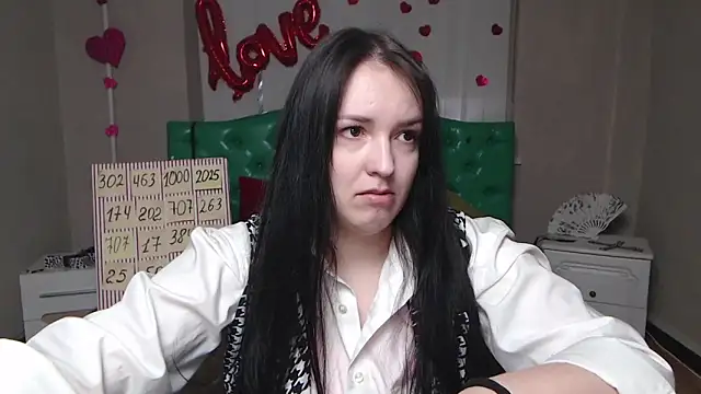 IsabelBlackberry online show from February 2026 06:33:02 AM