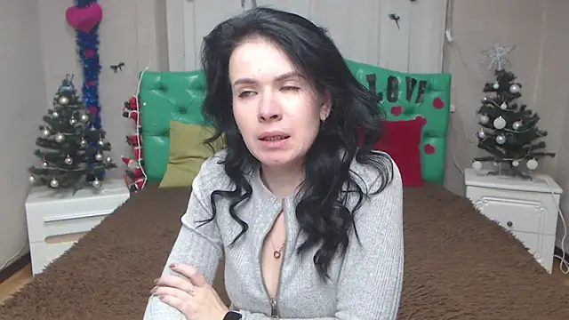 JasmineKouch online show from January 2026 06:33:02 PM