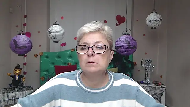 EmiliaGree online show from October 2025 06:19:02 AM