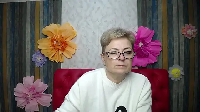 EmiliaGree online show from April 2026 05:04:02 PM