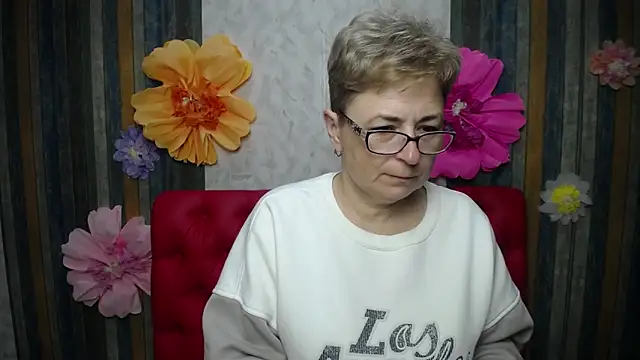 EmiliaGree online show from April 2026 05:04:02 PM