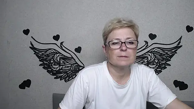 EmiliaGree online show from July 2026 05:20:01 PM