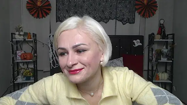 OliviaHorst online show from October 2025 05:29:02 AM