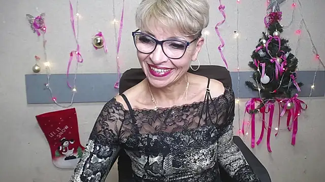 Snapshot of EllaBonito chatting on January 2025 09:47:02 AM EllaBonito online show from January 2025 09:47:02 AM