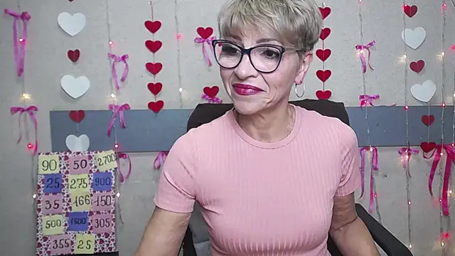 Snapshot of EllaBonito chatting on February 2025 06:30:02 AM EllaBonito online show from February 2025 06:30:02 AM
