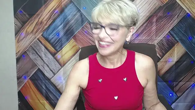 Snapshot of EllaBonito chatting on September 2025 05:21:01 AM EllaBonito online show from September 2025 05:21:01 AM