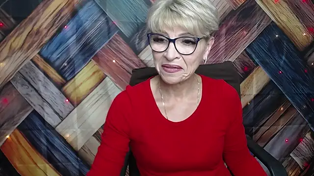 Snapshot of EllaBonito chatting on October 2025 11:21:02 AM EllaBonito online show from October 2025 11:21:02 AM