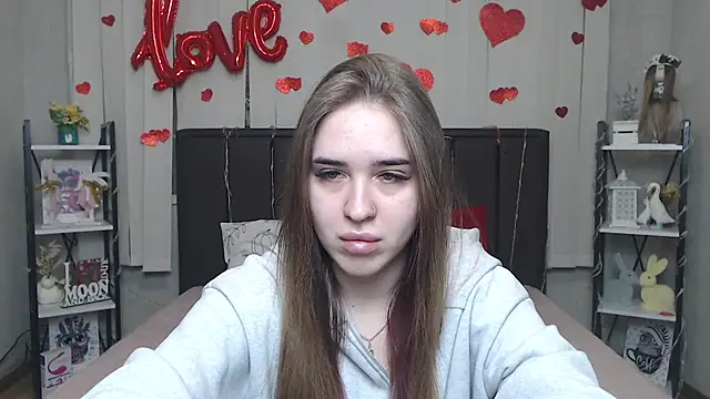 LauraHlot online show from March 2026 06:15:01 PM