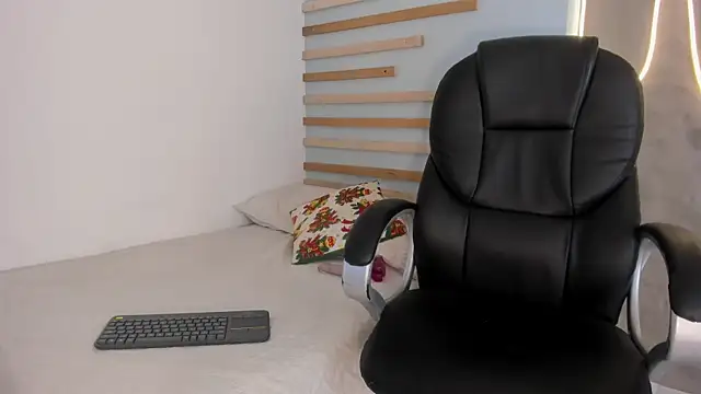 Snapshot of Sofia__rivera chatting on December 2024 08:05:02 PM Sofia rivera online show from December 2024 08:05:02 PM