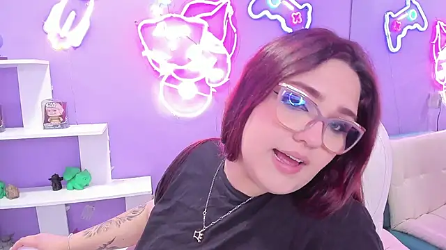 Camiila Osorio online show from September 2025 07:58:02 PM