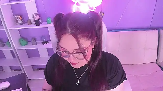 Camiila Osorio online show from September 2025 07:51:02 PM