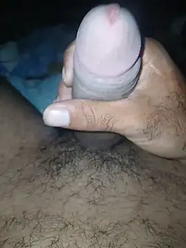 Snapshot of taylorWiiz chatting on October 2025 04:13:01 AM taylorWiiz online show from October 2025 04:13:01 AM