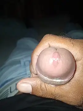 Snapshot of taylorWiiz chatting on November 2025 03:38:01 AM taylorWiiz online show from November 2025 03:38:01 AM