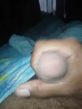 Snapshot of taylorWiiz chatting on November 2025 01:10:01 PM taylorWiiz online show from November 2025 01:10:01 PM