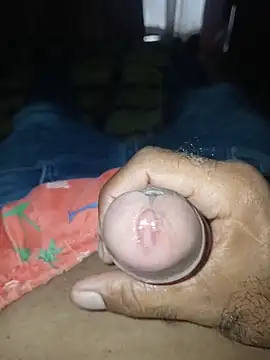 Snapshot of taylorWiiz chatting on November 2025 03:11:01 PM taylorWiiz online show from November 2025 03:11:01 PM