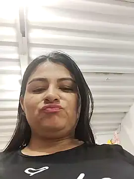 Snapshot of Linda_Lars chatting on January 2025 03:13:01 AM Linda Lars online show from January 2025 03:13:01 AM