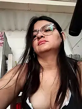 Snapshot of Linda_Lars chatting on February 2025 01:51:02 PM Linda Lars online show from February 2025 01:51:02 PM